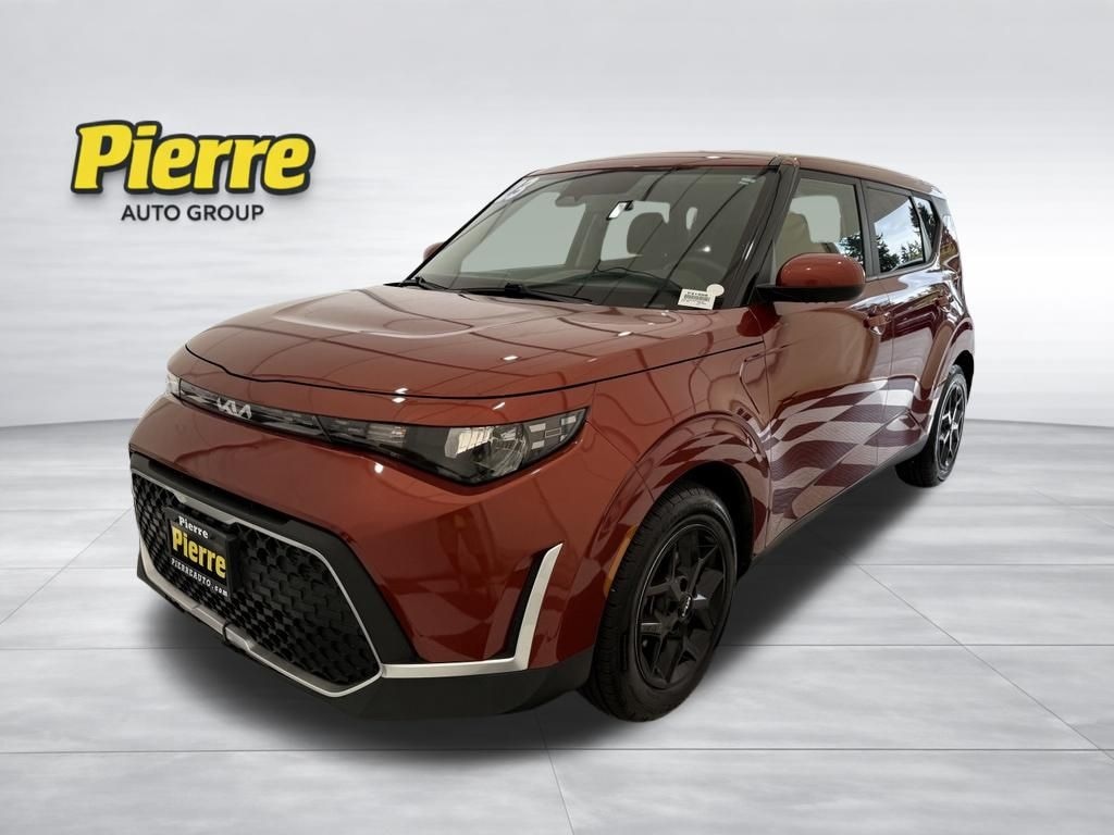 Used 2023 Kia Soul LX Hatchback