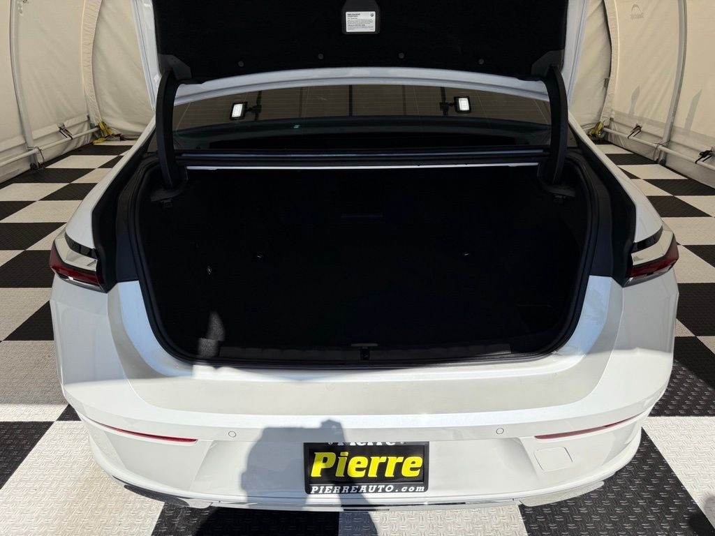 Used 2024 BMW i7 xDrive60 Sedan
