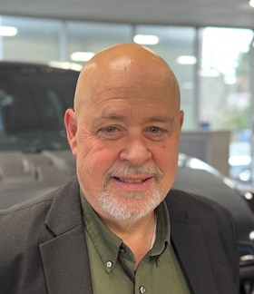 Staff member James Potts from ID_5a629b