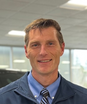 Staff member Richard Doherty from ID_479f6d