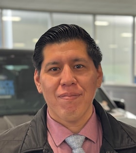 Staff member Jose Herrada from ID_479f6d