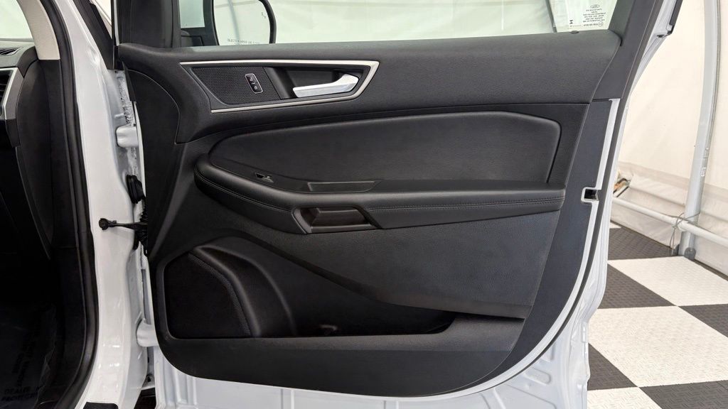 2023 Ford Edge SEL - Photo 23