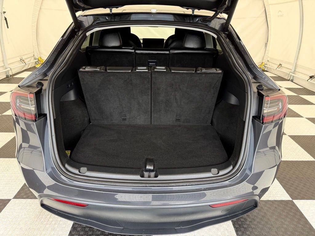 Used 2023 Tesla Model Y Long Range SUV
