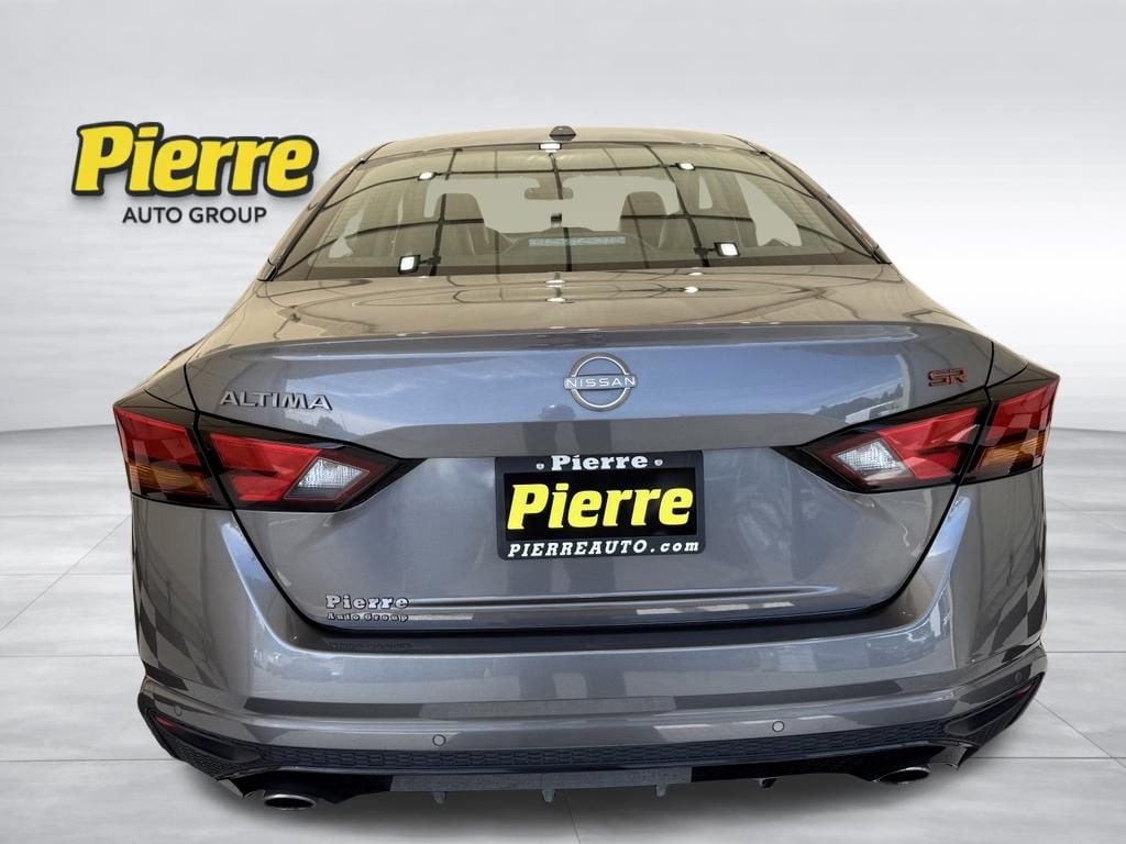 Used 2024 Nissan Altima 2.5 SR Sedan