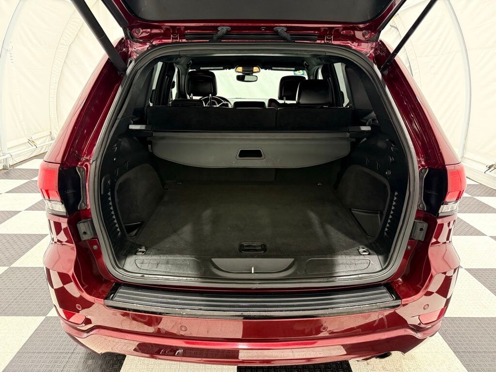 Used 2018 Jeep Grand Cherokee Altitude SUV