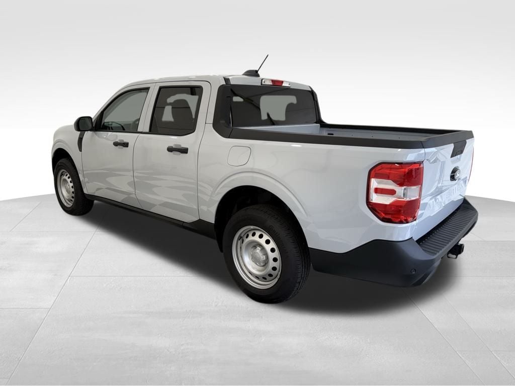 New 2025 Ford Maverick XL Truck SuperCrew