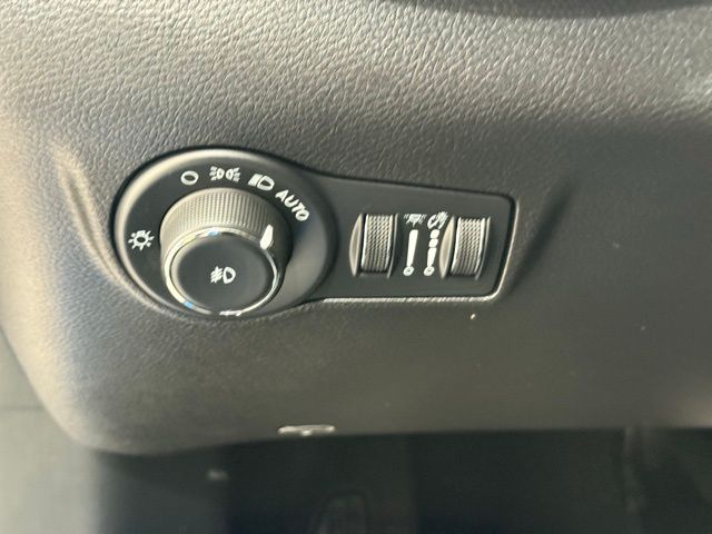 2024 Jeep Compass Limited - Photo 29