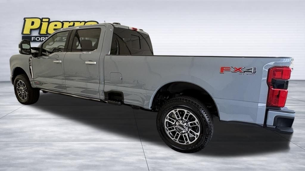New 2026 Ford F-350 Platinum Truck Crew Cab