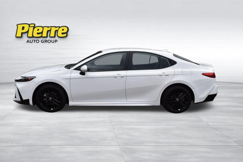 Used 2025 Toyota Camry SE Sedan