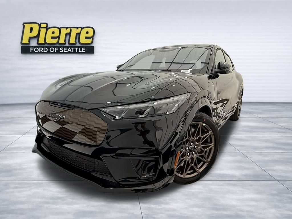 2025 Ford Mustang-Mach-e GT's photo