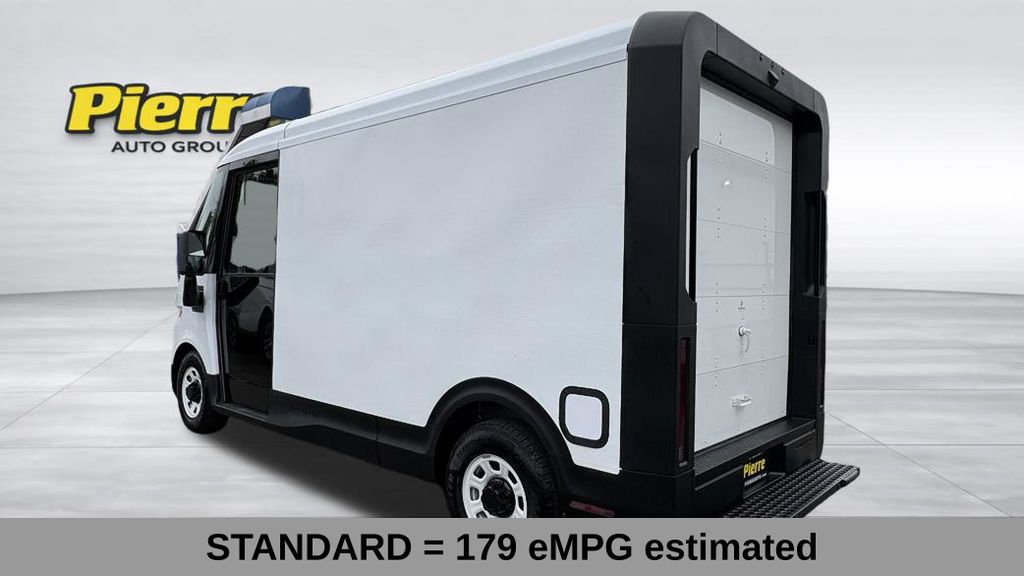 Used 2024 Chevrolet BrightDrop Zevo 400 with VIN 2G5ZJ2TY6R9103421 for sale in Seattle, WA
