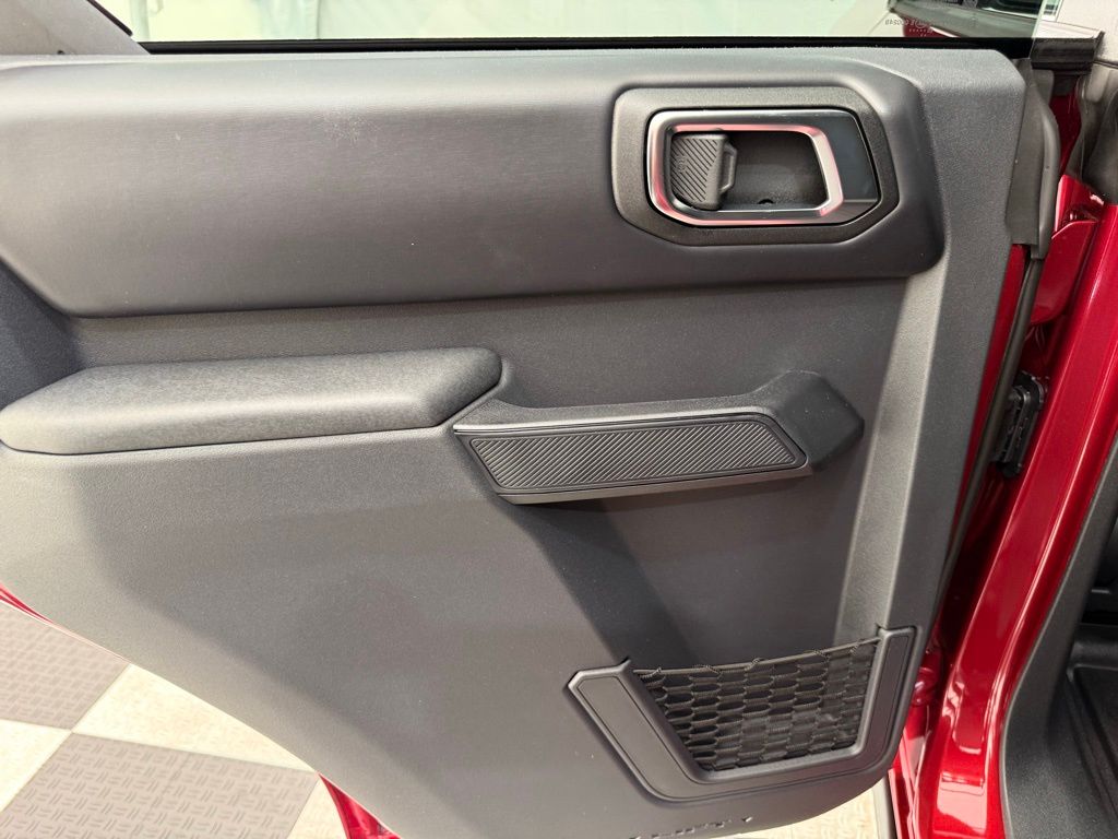2025 Ford Bronco 4-Door Badlands - Photo 17