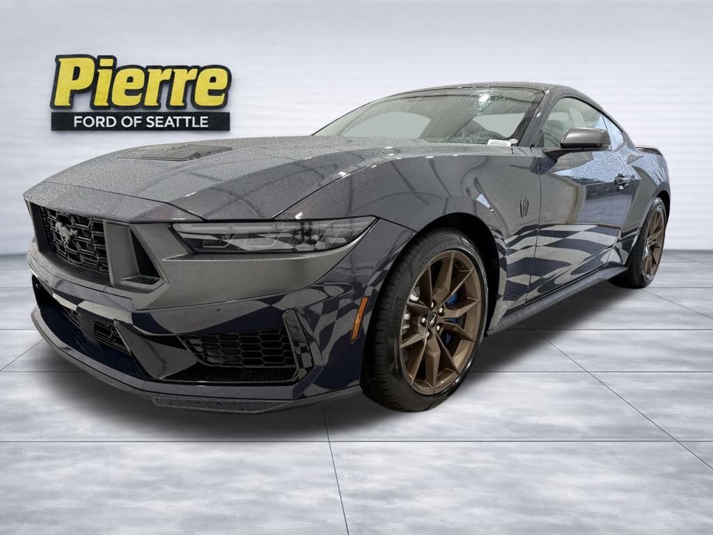 2026 Ford Mustang Dark Horse's photo