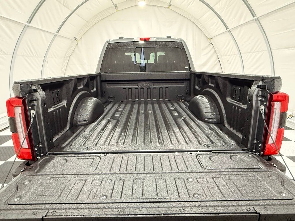 New 2026 Ford F-250 Platinum Truck Crew Cab