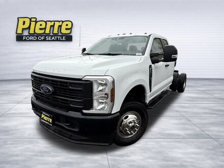 2025 Ford F-350 Chassis XL DRW Truck Super Cab
