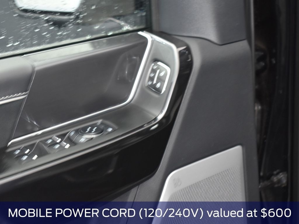 New 2025 Ford F-150 Lightning Platinum Truck SuperCrew Cab