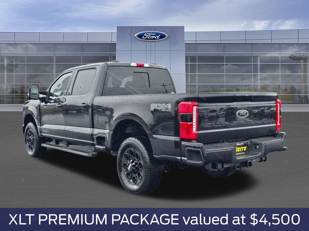 New 2026 Ford F-250 XLT Truck Crew Cab