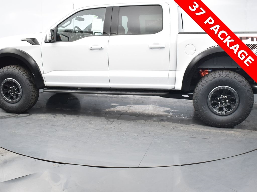 2025 Ford F-150 Raptor photo 4