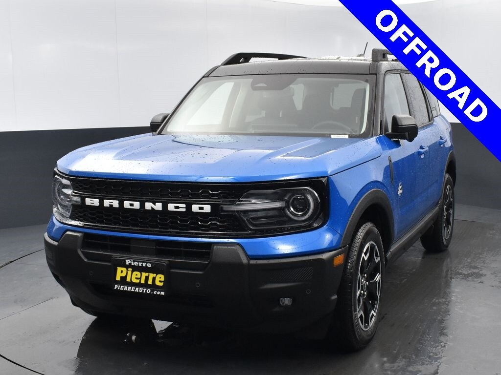 2025 Ford Bronco Sport Outer Banks photo 2