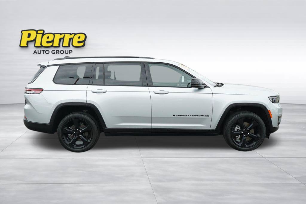 Used 2023 Jeep Grand Cherokee L Altitude SUV