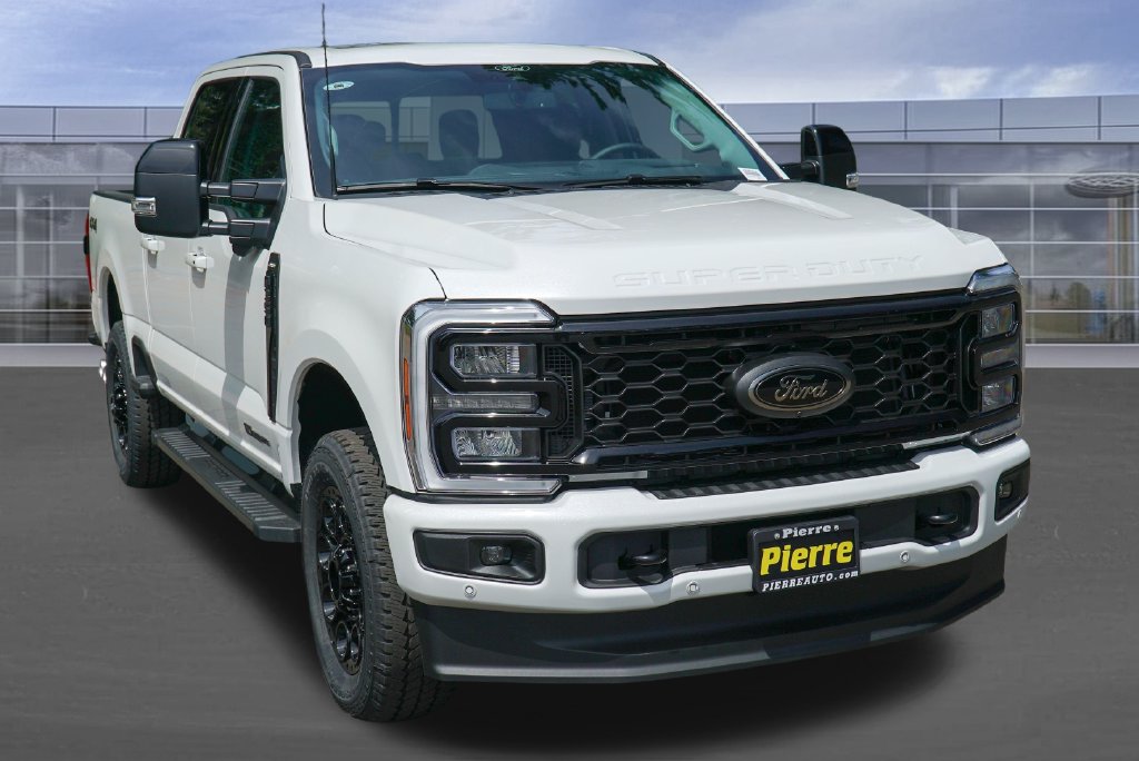 New 2026 Ford F-350 Lariat Truck Crew Cab