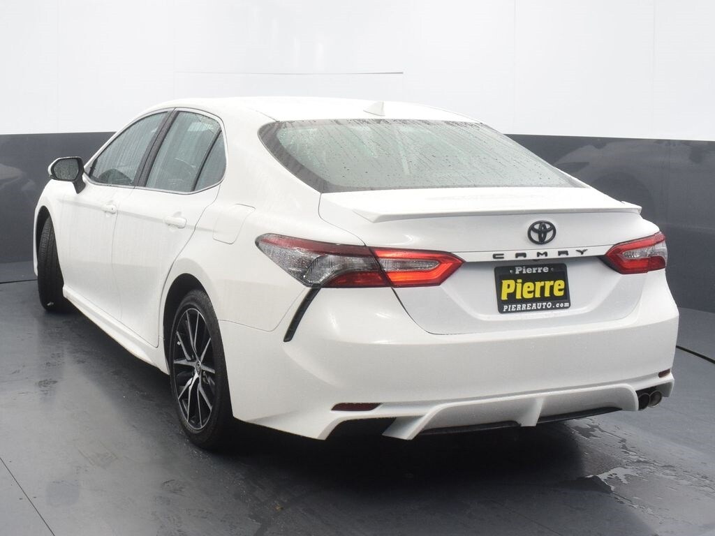 Used 2023 Toyota Camry SE Sedan
