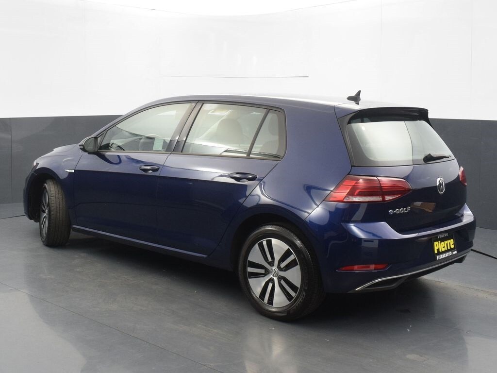2019 Volkswagen e-Golf SE photo 2