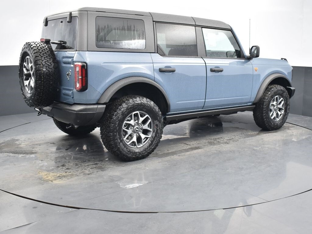 New 2025 Ford Bronco Badlands SUV