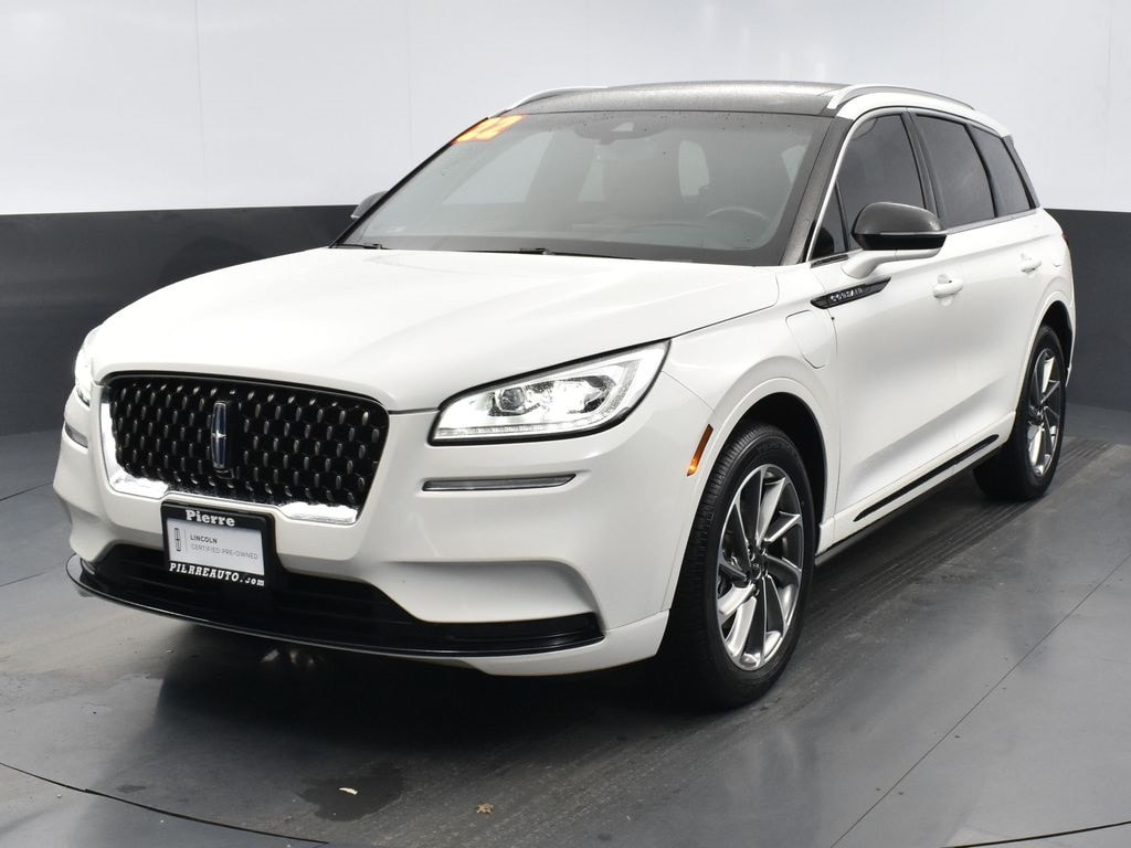 2022 Lincoln Corsair Grand Touring photo 2