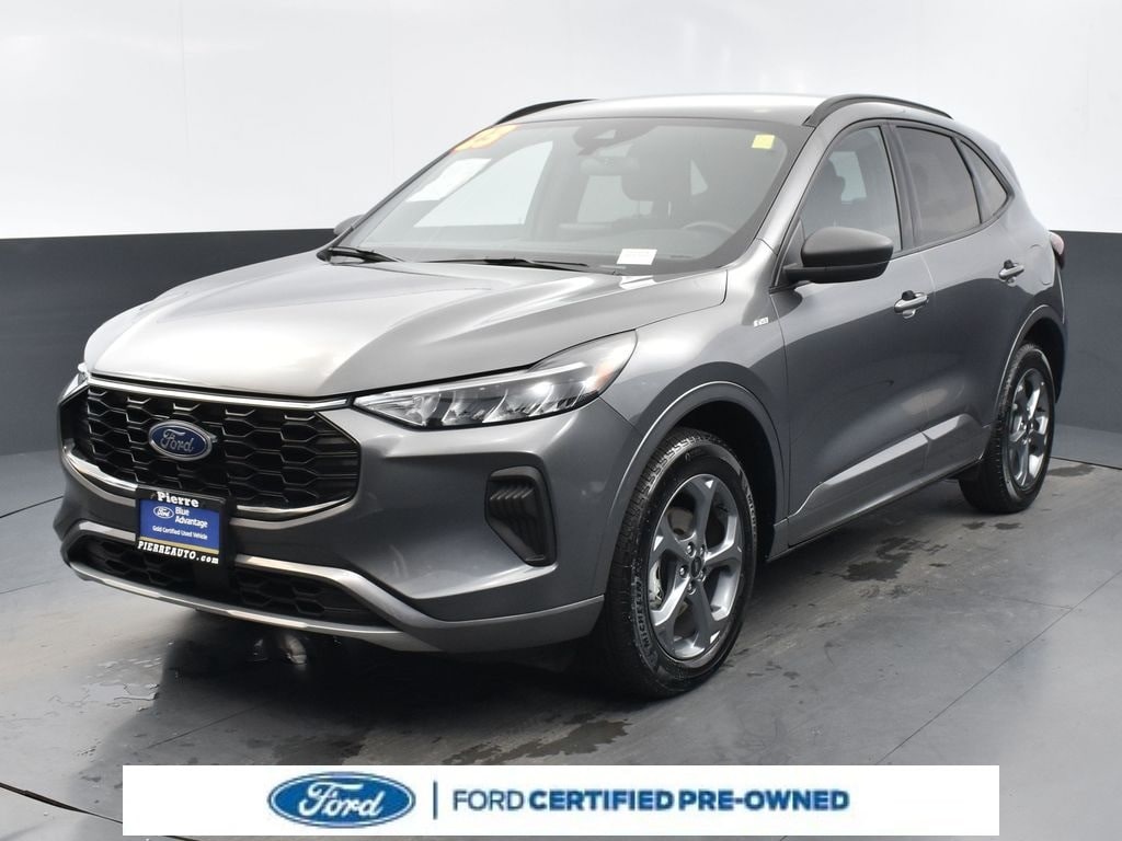 2023 Ford Escape ST-Line's photo