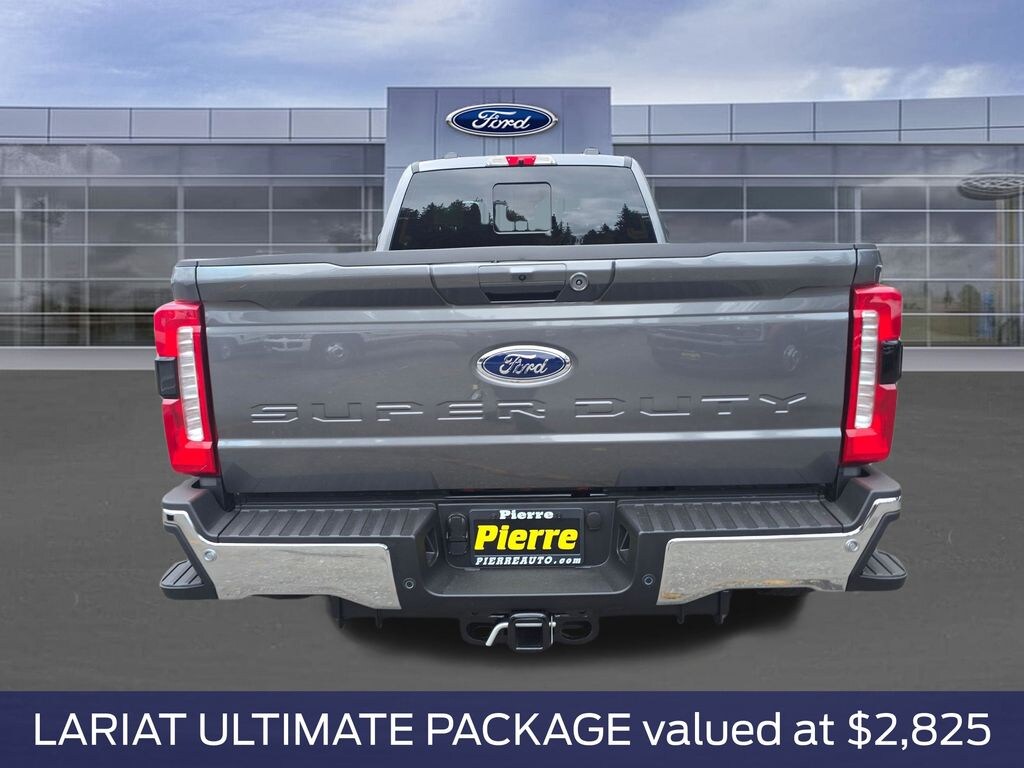 New 2026 Ford F-450 Lariat DRW Truck Crew Cab