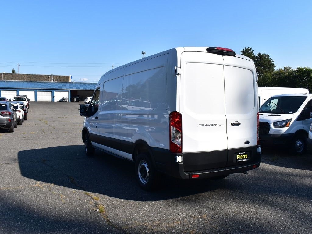 2025 Ford Transit photo 2