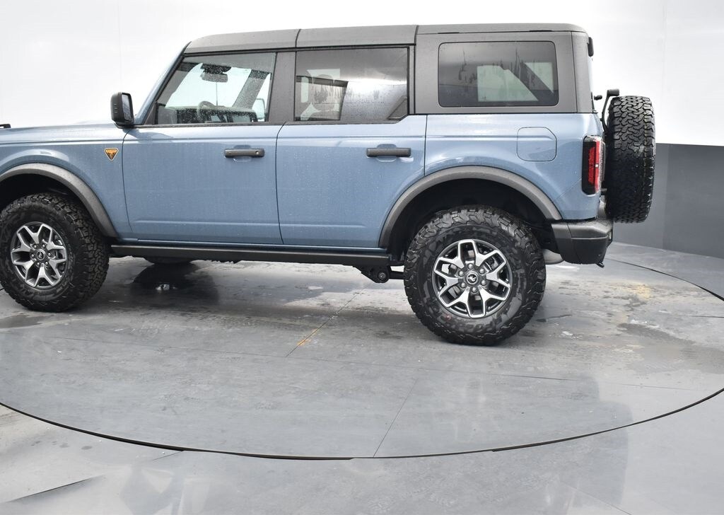 New 2025 Ford Bronco Badlands SUV