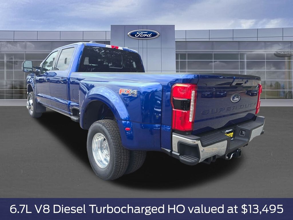 New 2026 Ford F-350 Lariat DRW Truck Crew Cab