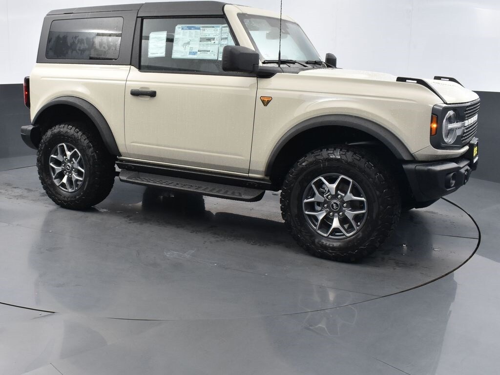 2025 Ford Bronco Badlands photo 4