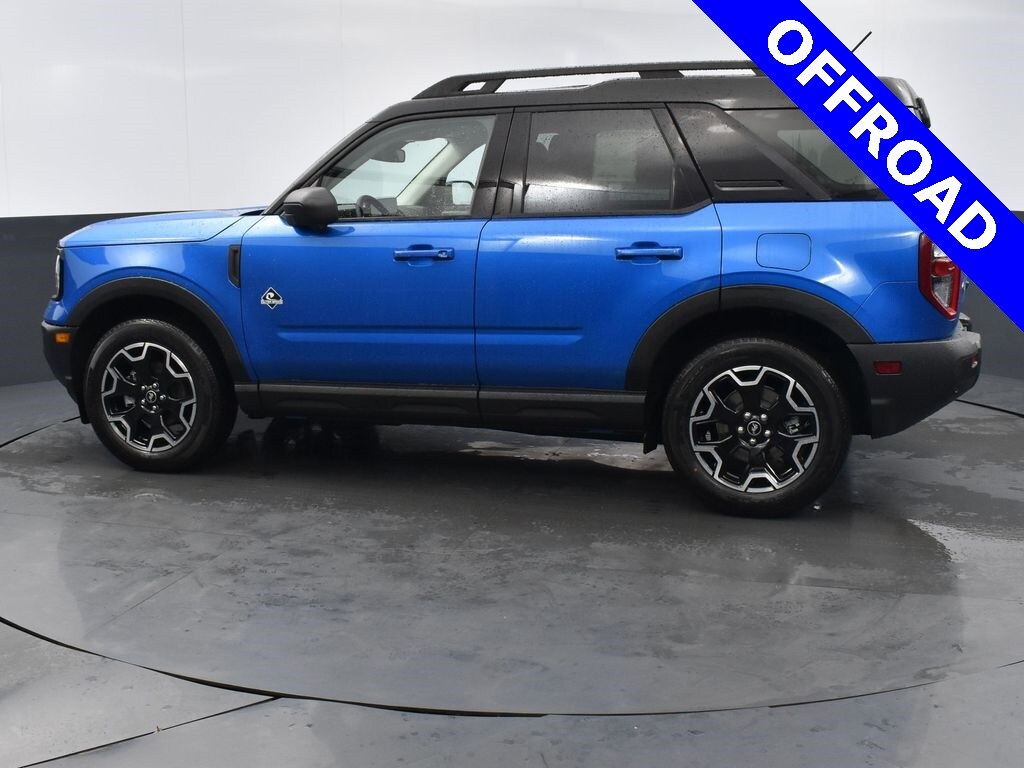 2025 Ford Bronco Sport Outer Banks photo 4