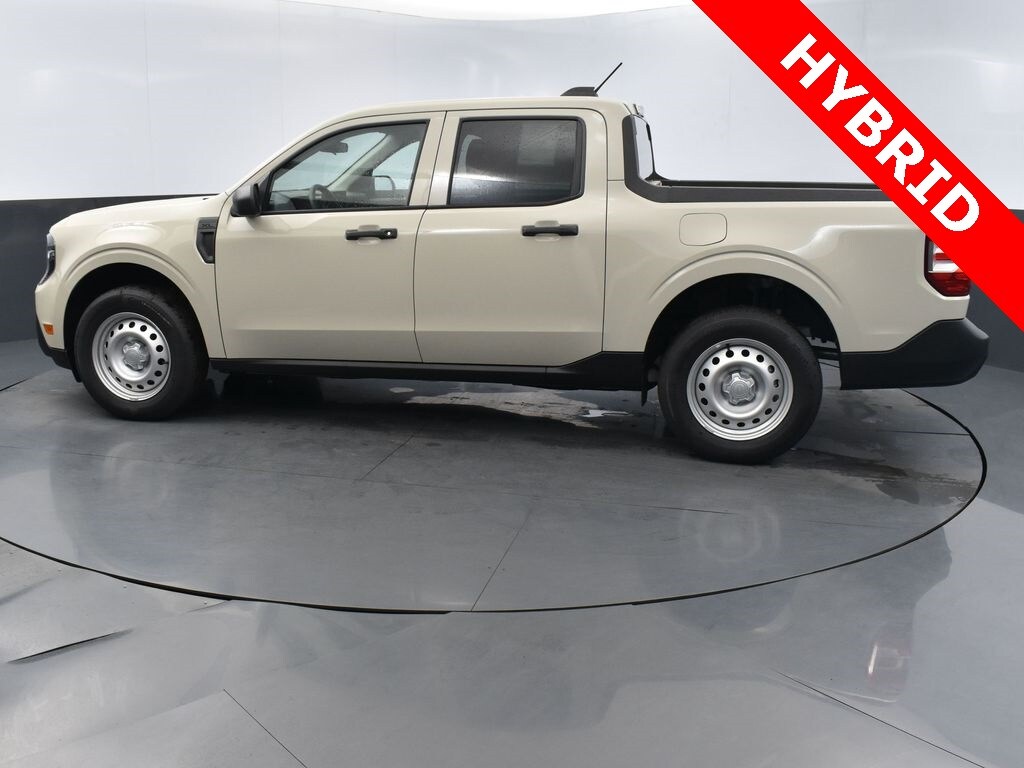 2025 Ford Maverick XL photo 3