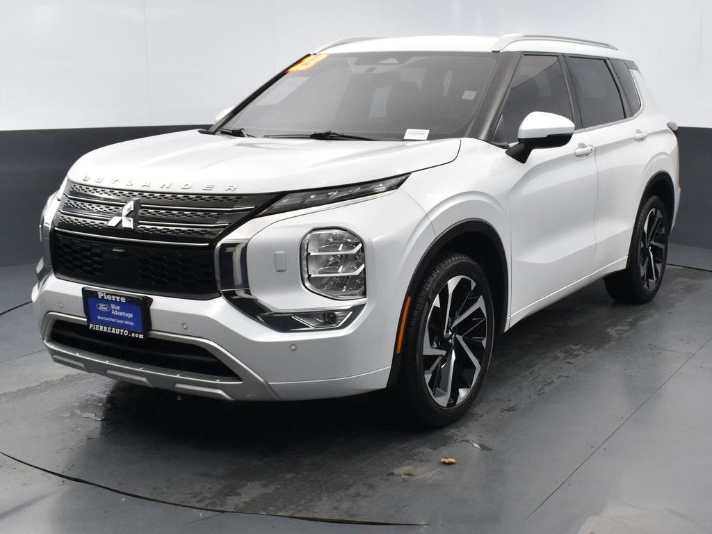 2023 Mitsubishi Outlander SEL photo 2