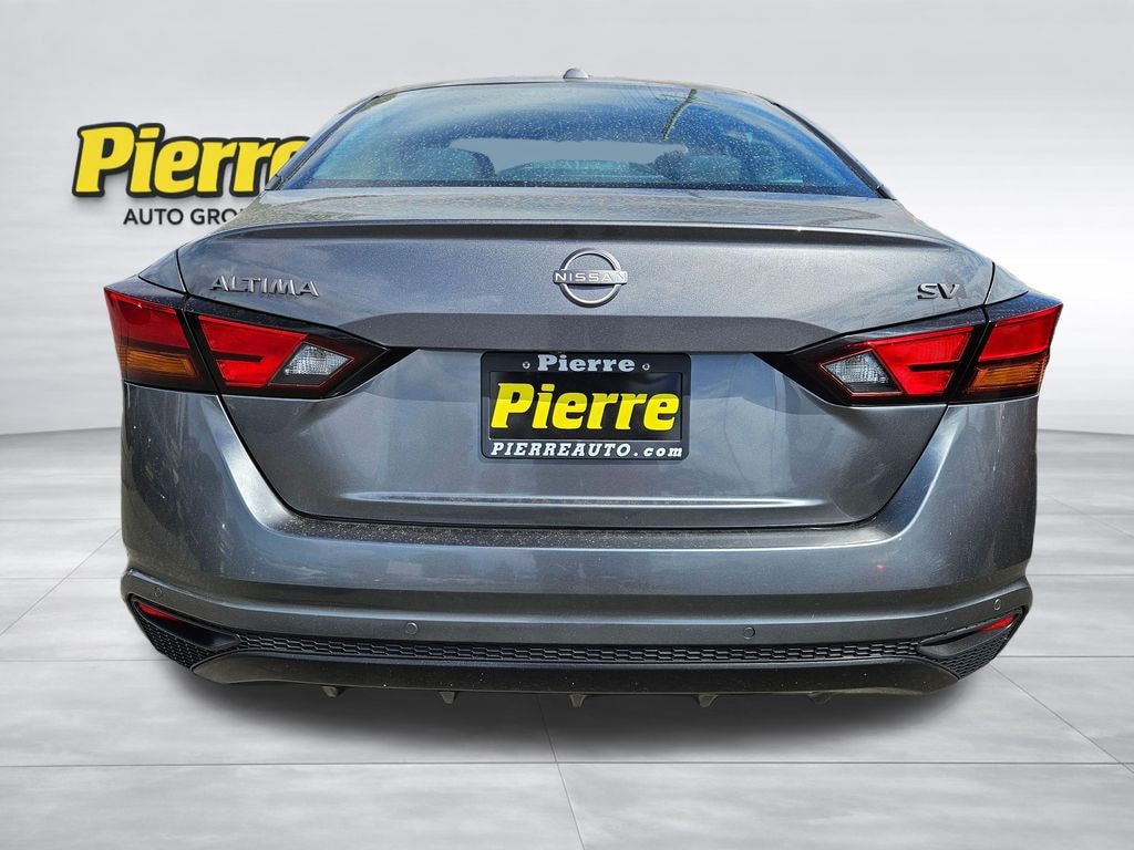 Used 2024 Nissan Altima 2.5 SV Sedan