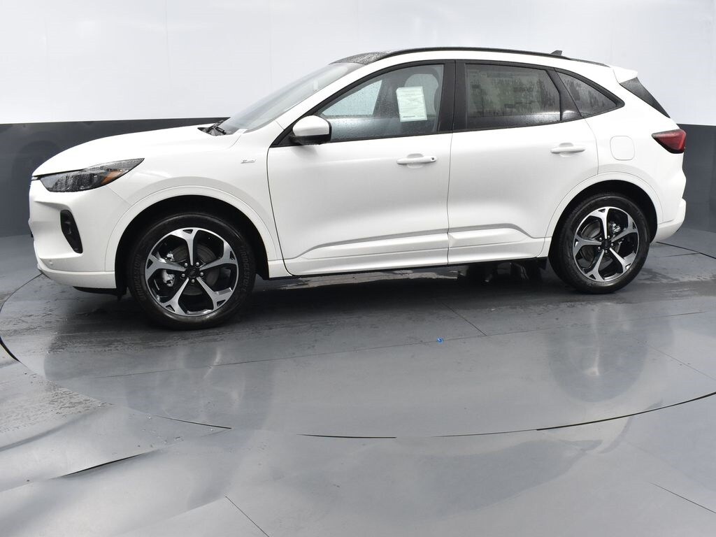 2025 Ford Escape Hybrid ST-Line Elite photo 4