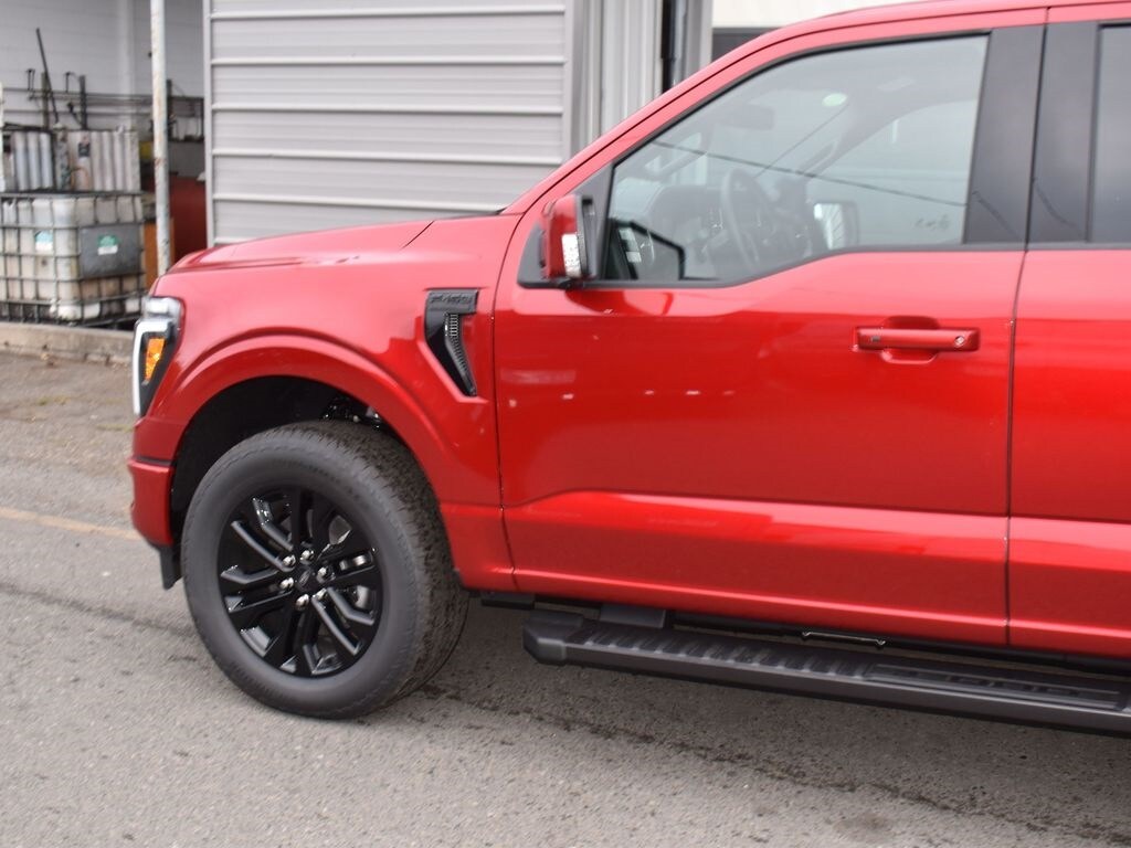 2025 Ford F-150 Lariat photo 4