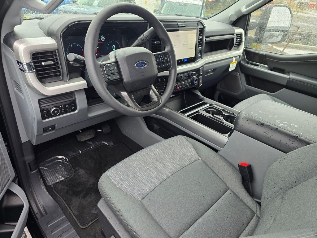 New 2026 Ford F-250 XLT Truck Crew Cab