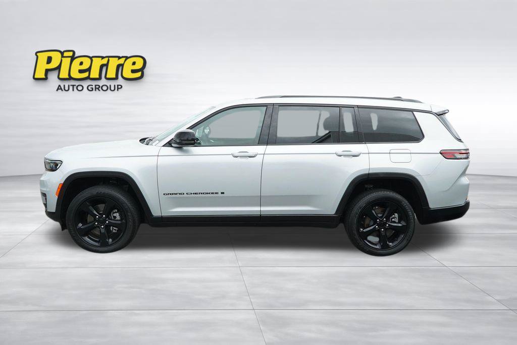Used 2023 Jeep Grand Cherokee L Altitude SUV