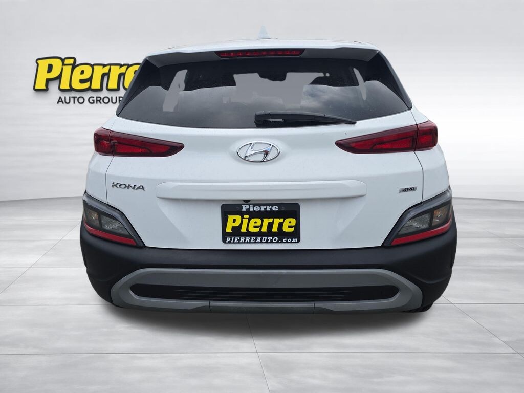 Used 2023 Hyundai Kona SE SUV