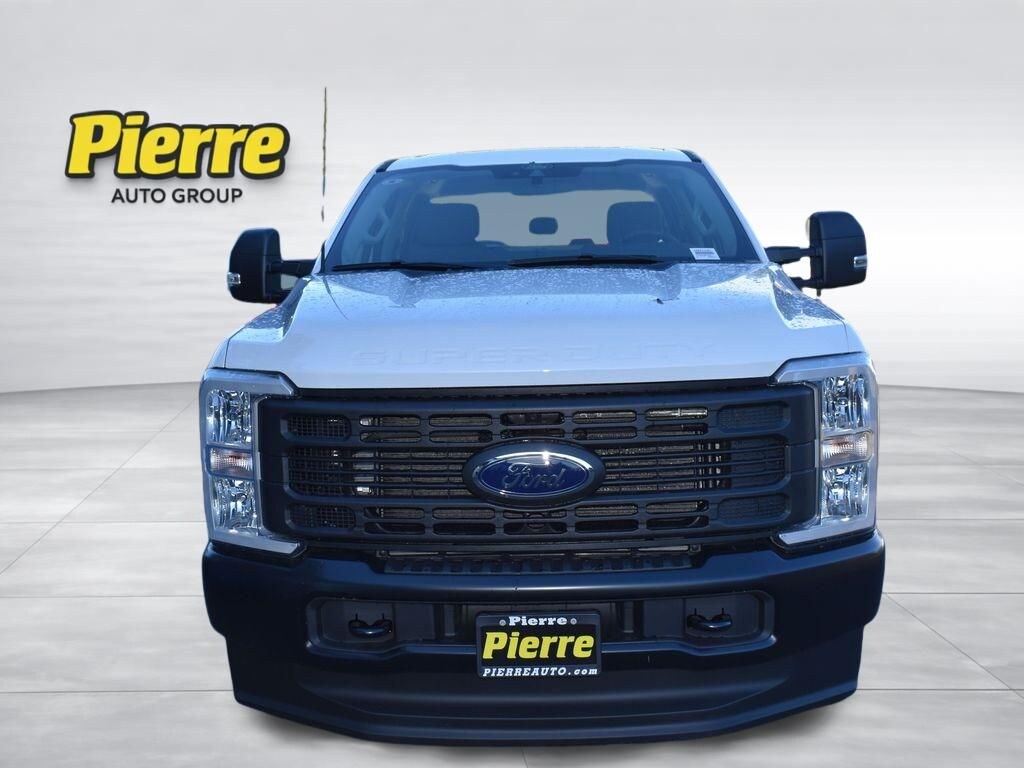 New 2024 Ford F-350 XL Truck Crew Cab