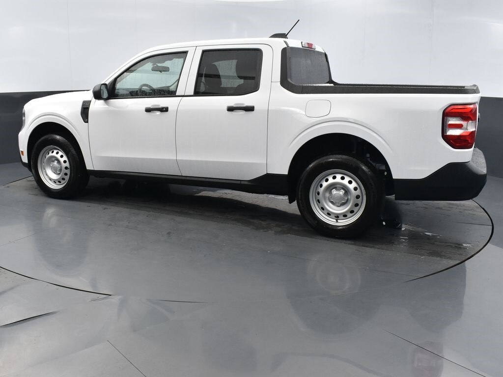 New 2025 Ford Maverick XL Truck SuperCrew
