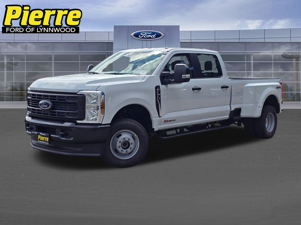 New 2026 Ford F-350 XL DRW Truck Crew Cab