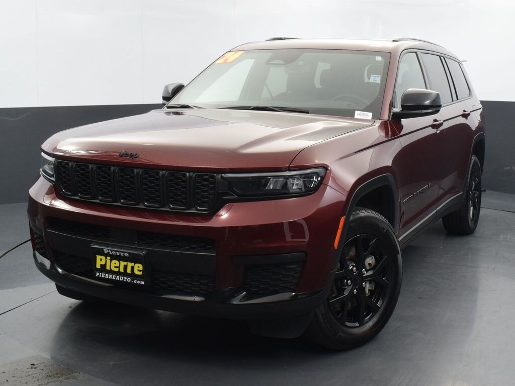 2024 Jeep Grand Cherokee Altitude photo 2