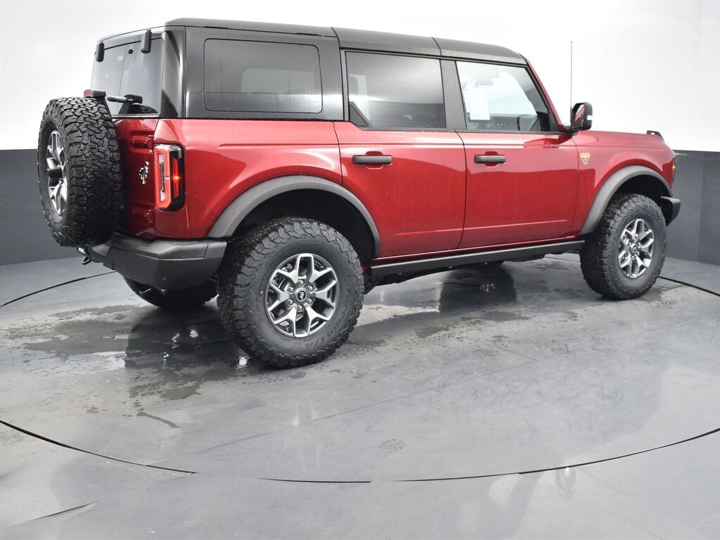 New 2025 Ford Bronco Badlands SUV