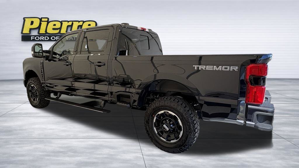New 2026 Ford F-350 Lariat Truck Crew Cab